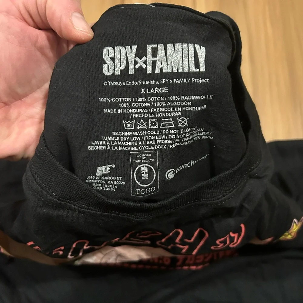Spy Family Graphic Tee NWT Size XL